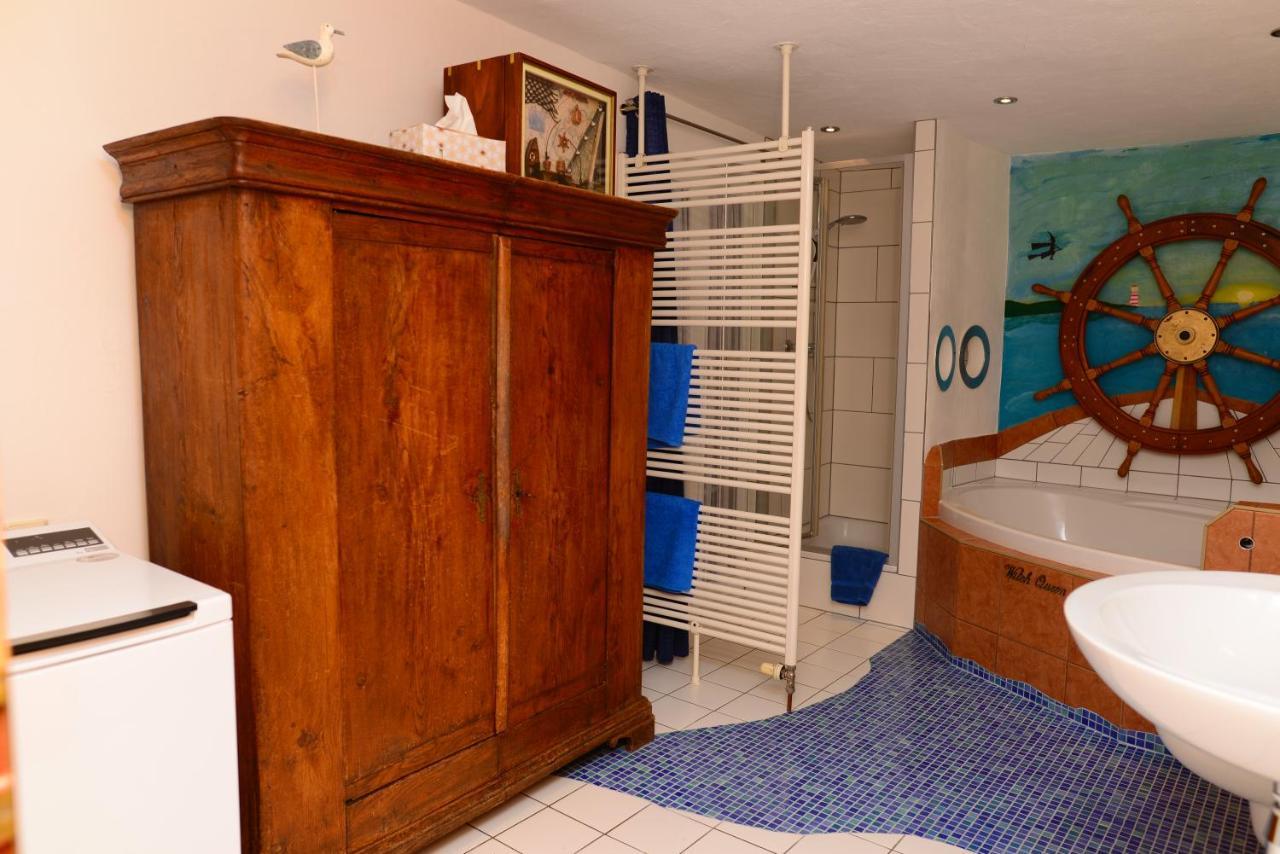 Ferienwohnung Traumschiff Erzingen Exterior photo